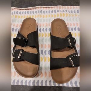 Black Sketchers Luxe Foam sandles